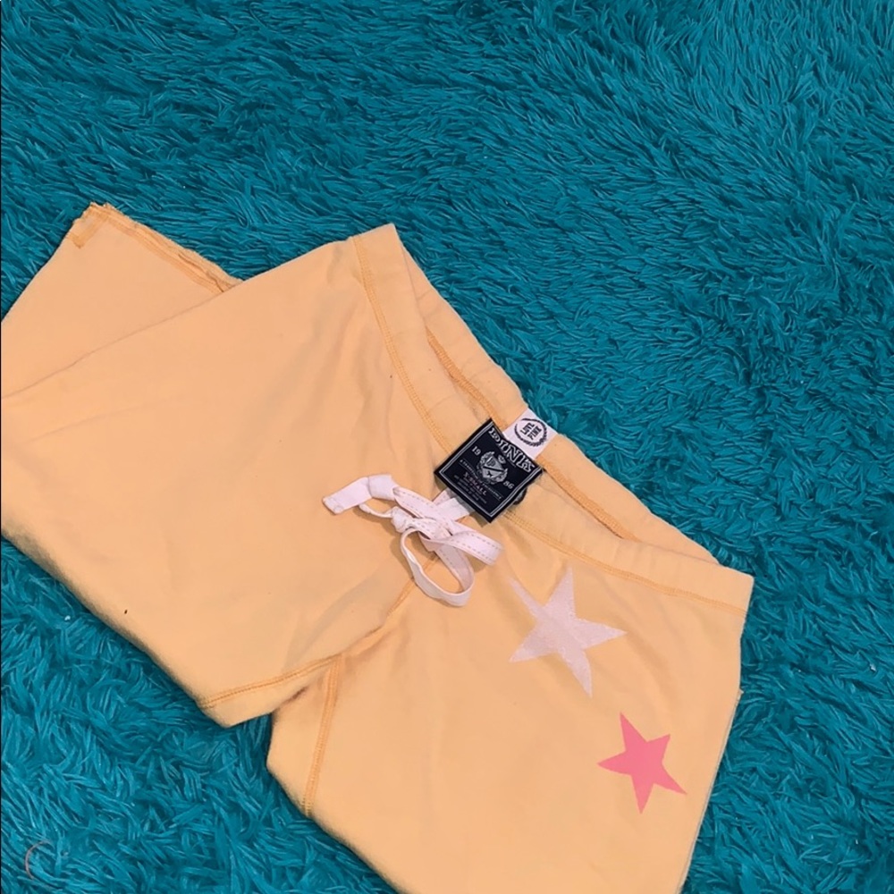 PINK CAPRI